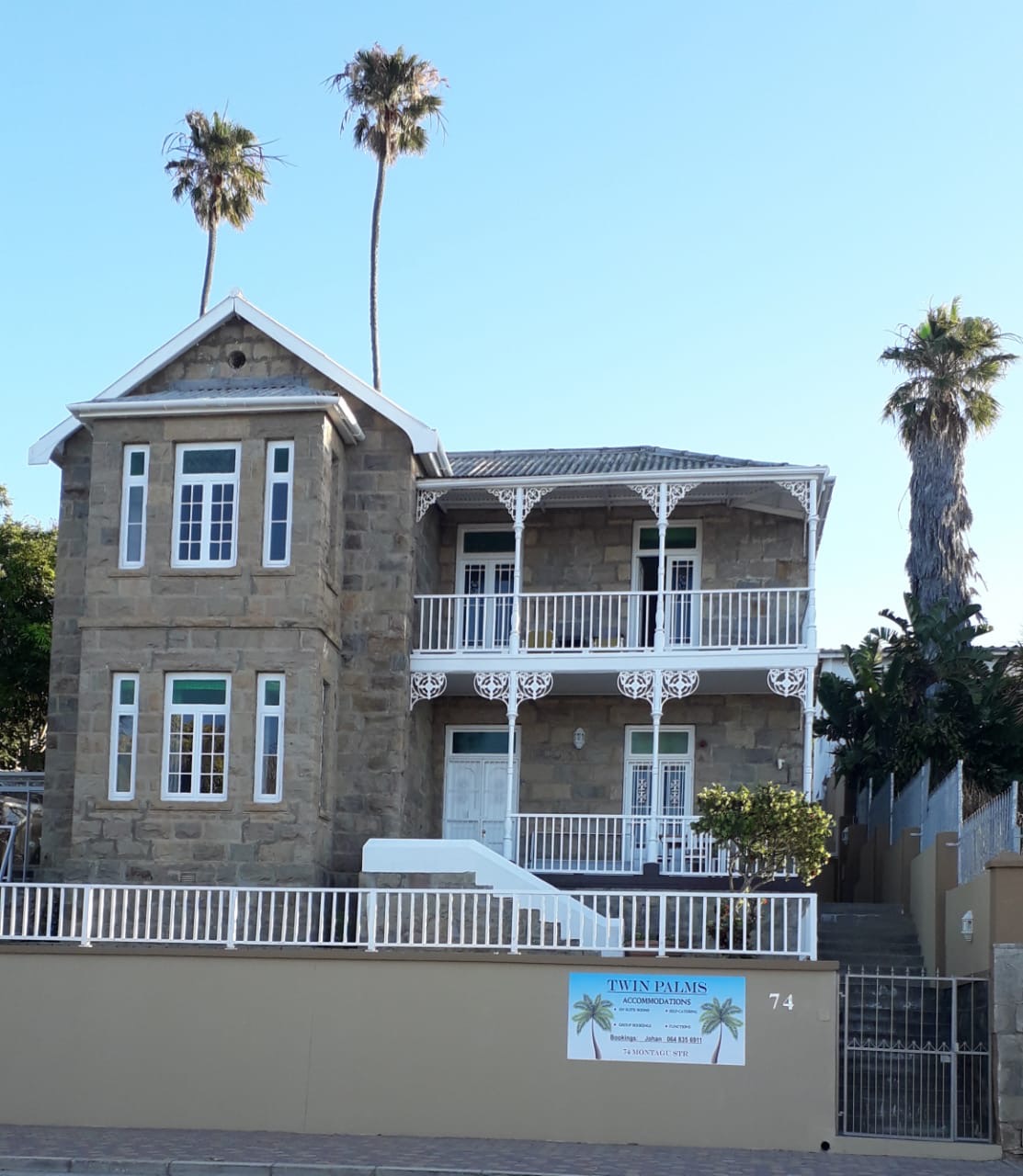 Twin Palms building exterior in Mossel Bay, coastal accommodation facade
